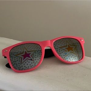 🩷5/$25🩷Retro Star Sunnies